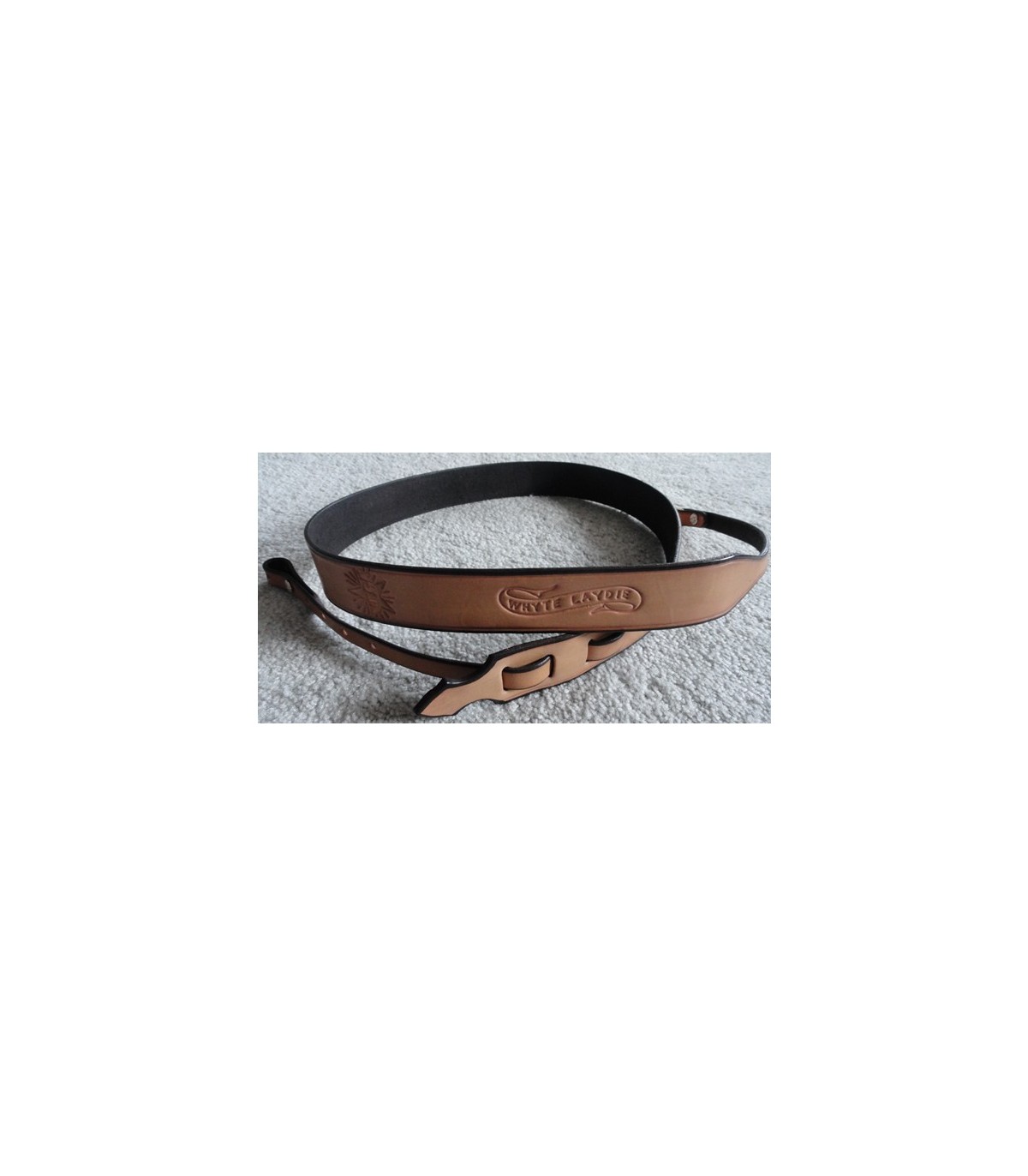 Banjo Strap For Open Back Leather By Dogwood D - Leather Banjo Strap Uk Banjo Strap For Open Back Leather By Dogwood D - Leather Banjo Strap Uk